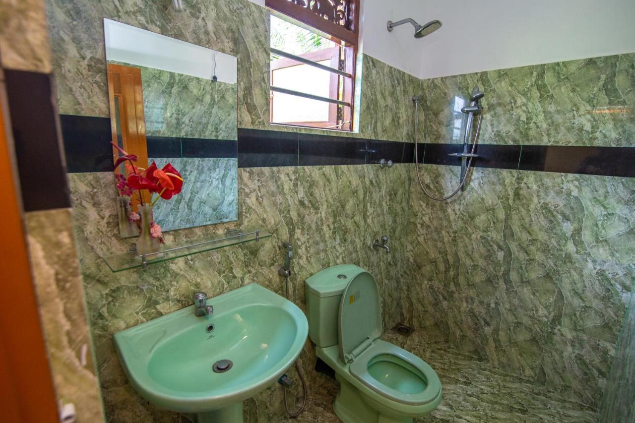Mountain Gem Villa Hikkaduwa Luaran gambar